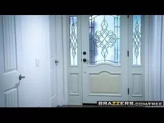 Ii baga mana la pizda si nu ii vine sa creada cat de uda e