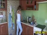 Spala vase sa primeasca sex fratele ii aduce un amic dotat