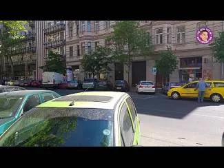 Trebuie sa o iei de la gara si sa o duci imediat acasa sa ii dai muie