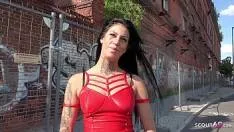 Porno real acasa cu un tanar care intra tare in mama lui