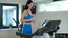 Antrenorul De La Sala De Fitness O Fute Pe Aceasta Fata Buna Rau De Pula